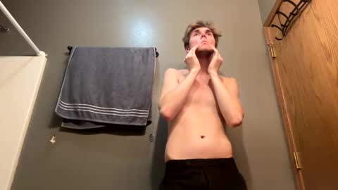 Snapshot of bigskinnyboyshh chatting on 10, 1, 2025 bigskinnyboyshh online show from 10, 1, 2025