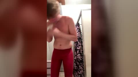 bigskinnyboyshh online show from 24, 6, 2026