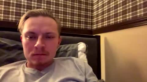 Snapshot of bigspoon610 chatting on 28, 11, 2025 bigspoon610 online show from 28, 11, 2025