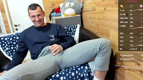 Snapshot of bigsshark chatting on 7, 2, 2025 bigsshark online show from 7, 2, 2025