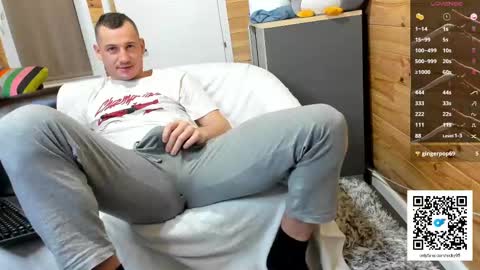 Snapshot of bigsshark chatting on 24, 2, 2025 bigsshark online show from 24, 2, 2025