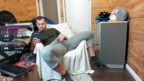 Snapshot of bigsshark chatting on 29, 10, 2025 bigsshark online show from 29, 10, 2025