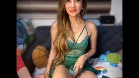 Yna     online show from 17, 4, 2026