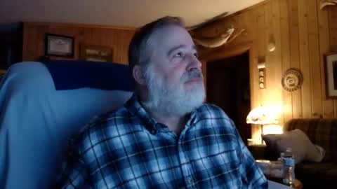 Snapshot of bigthicksatisfying2 chatting on 12, 5, 2026 bigthicksatisfying2 online show from 12, 5, 2026