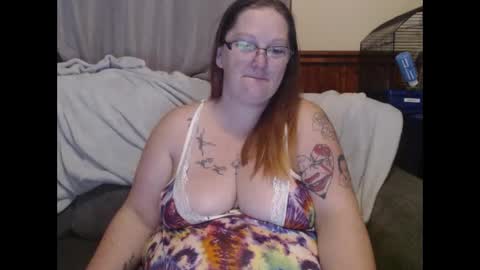 Snapshot of bigtitsgirl9991 chatting on 19, 11, 2025 Kim online show from 19, 11, 2025