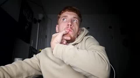 Snapshot of bigwhited2115 chatting on 24, 10, 2025 Onlyfans redheadedwhitedick online show from 24, 10, 2025