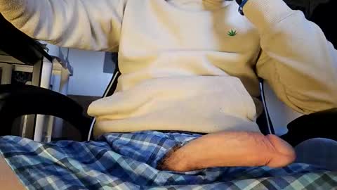 Snapshot of bigwhited2115 chatting on 14, 11, 2025 Onlyfans redheadedwhitedick online show from 14, 11, 2025