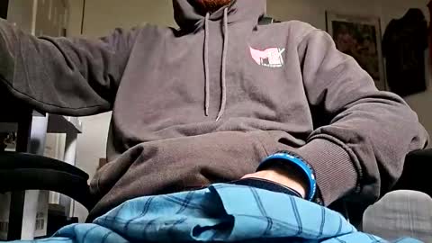 Snapshot of bigwhited2115 chatting on 17, 11, 2025 Onlyfans redheadedwhitedick online show from 17, 11, 2025