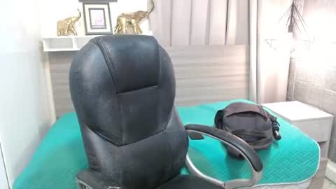 Snapshot of billiejean18 chatting on 13, 7, 2026 Billie Jean online show from 13, 7, 2026