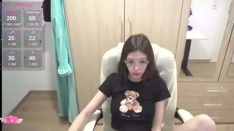 Snapshot of billly1love chatting on 10, 2, 2025 billy1love online show from 10, 2, 2025