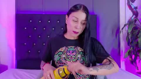 Snapshot of billye_eilish chatting on 22, 9, 2025 Billie online show from 22, 9, 2025