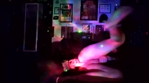 Snapshot of billygunn13 chatting on 30, 11, 2025 billygunn13 online show from 30, 11, 2025