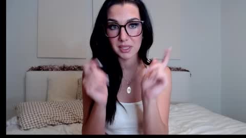 Snapshot of billylilly2 chatting on 17, 12, 2025 billylilly2 online show from 17, 12, 2025