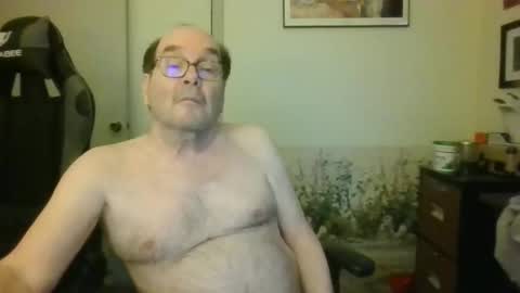 Snapshot of bink195234 chatting on 8, 3, 2025 Bink195234 online show from 8, 3, 2025