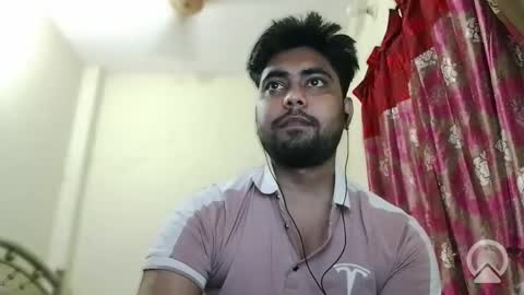 Snapshot of birbikrom104 chatting on 6, 11, 2025 birbikrom104 online show from 6, 11, 2025