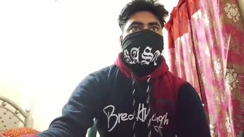 Snapshot of birbikrom104 chatting on 11, 11, 2025 birbikrom104 online show from 11, 11, 2025