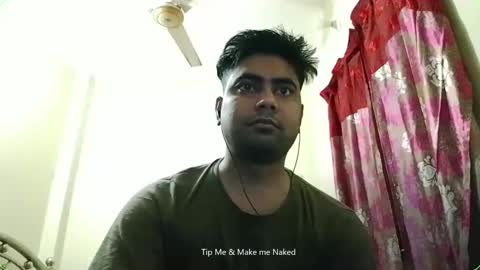 Snapshot of birbikrom104 chatting on 22, 11, 2025 birbikrom104 online show from 22, 11, 2025