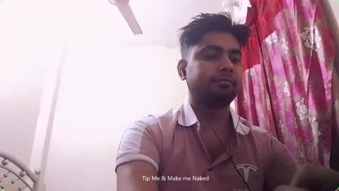 Snapshot of birbikrom104 chatting on 26, 11, 2025 birbikrom104 online show from 26, 11, 2025