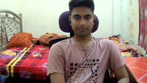 Snapshot of birbikrom104 chatting on 7, 7, 2026 birbikrom104 online show from 7, 7, 2026