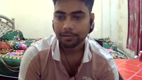 Snapshot of birbikrom104 chatting on 12, 7, 2026 birbikrom104 online show from 12, 7, 2026