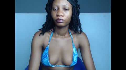 Snapshot of birdiexxslut chatting on 30, 11, 2025 birdiexxslut online show from 30, 11, 2025