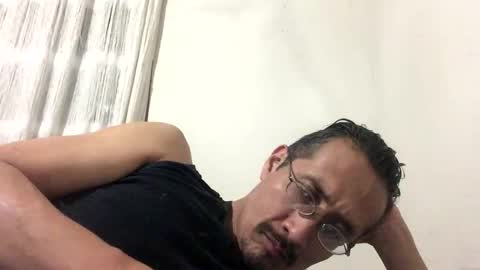 Snapshot of bisexmangenx chatting on 18, 10, 2025 Manu O online show from 18, 10, 2025