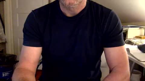 Snapshot of bisonbar chatting on 24, 5, 2026 BisonBar online show from 24, 5, 2026