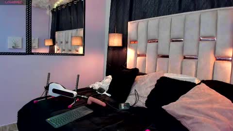 Snapshot of bitch_capelli chatting on 11, 2, 2025 .. .. online show from 11, 2, 2025