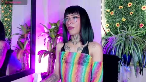 Snapshot of bitch_capelli chatting on 9, 9, 2025 .. .. online show from 9, 9, 2025