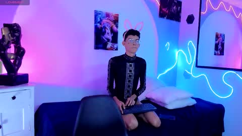 Snapshot of bitch_capelli chatting on 15, 9, 2025 .. .. online show from 15, 9, 2025