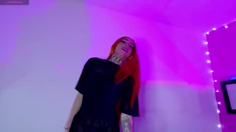 Snapshot of bitch_capelli chatting on 12, 11, 2025 .. .. online show from 12, 11, 2025