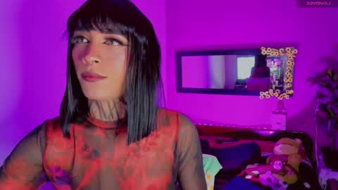 Snapshot of bitch_capelli chatting on 25, 11, 2025 .. .. online show from 25, 11, 2025