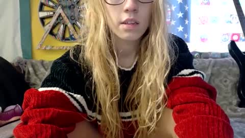 Brittany Bear online show from 11, 2, 2025
