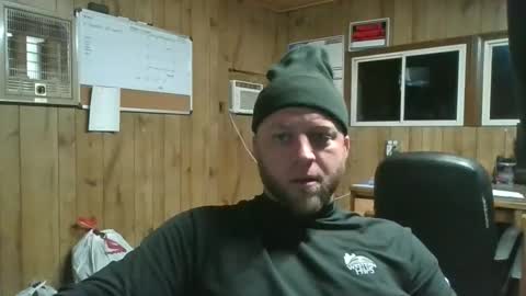 bjhancock_28 online show from 3, 12, 2025