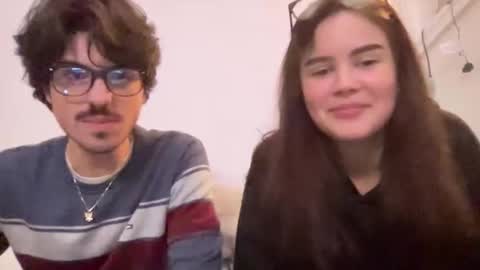 Snapshot of bkws985 chatting on 23, 10, 2025 bkws985 online show from 23, 10, 2025