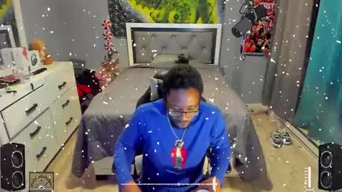 Snapshot of blaccanalmatters chatting on 25, 12, 2024 Plant Base Streamers From Pennsylvania online show from 25, 12, 2024