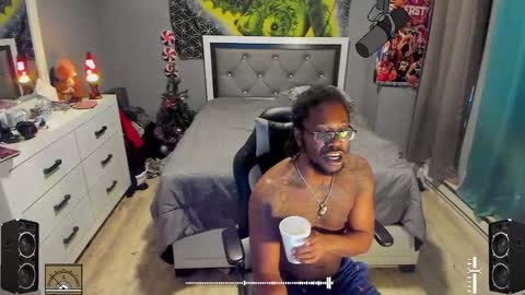 Snapshot of blaccanalmatters chatting on 4, 1, 2025 Plant Base Streamers From Pennsylvania online show from 4, 1, 2025