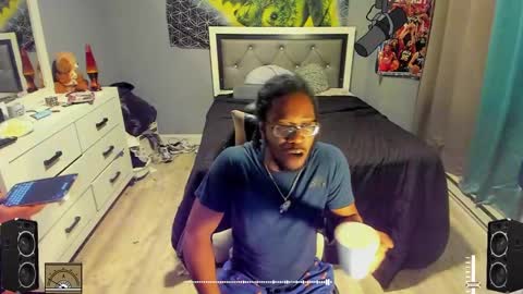 Snapshot of blaccanalmatters chatting on 8, 1, 2025 Plant Base Streamers From Pennsylvania online show from 8, 1, 2025