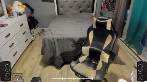 Snapshot of blaccanalmatters chatting on 21, 1, 2025 Plant Base Streamers From Pennsylvania online show from 21, 1, 2025