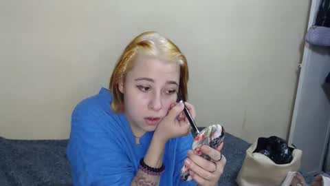 Snapshot of black_catlove chatting on 17, 12, 2025 Black CatLove online show from 17, 12, 2025