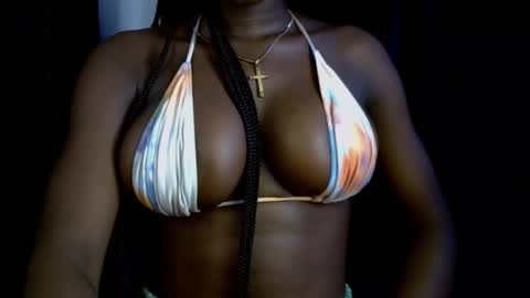Esthy online show from 18, 9, 2025