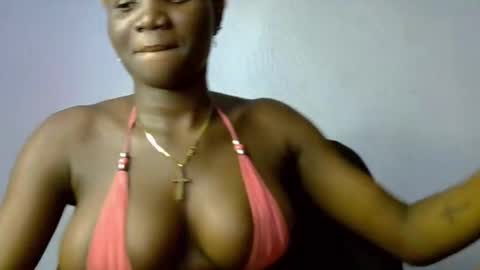 Esthy online show from 30, 9, 2025