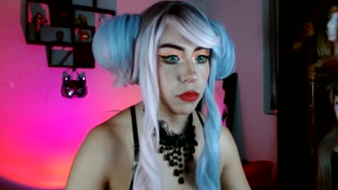 Snapshot of black_lady_05 chatting on 11, 2, 2025 millie online show from 11, 2, 2025