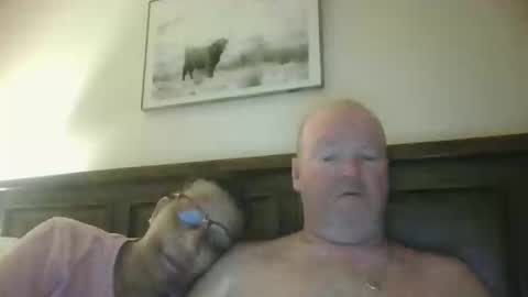 Snapshot of black_n_white4 chatting on 11, 12, 2024 black_n_white4 online show from 11, 12, 2024