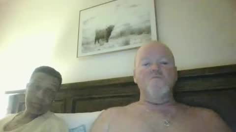 Snapshot of black_n_white4 chatting on 17, 12, 2024 black_n_white4 online show from 17, 12, 2024