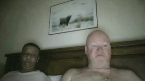 Snapshot of black_n_white4 chatting on 11, 1, 2025 black_n_white4 online show from 11, 1, 2025