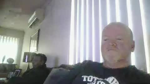 Snapshot of black_n_white4 chatting on 4, 3, 2025 black_n_white4 online show from 4, 3, 2025