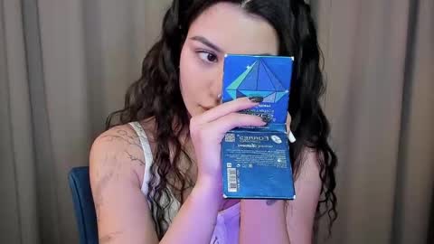 Mon Mon online show from 5, 1, 2025