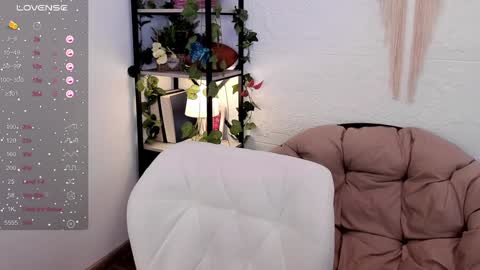 Mon Mon online show from 19, 1, 2025