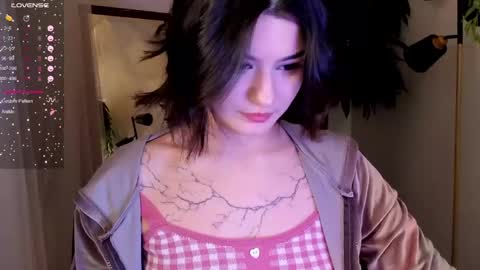 Mon Mon online show from 8, 2, 2025